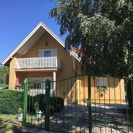 Holiday Home In Gyenesdias/Balaton 18816 エクステリア 写真